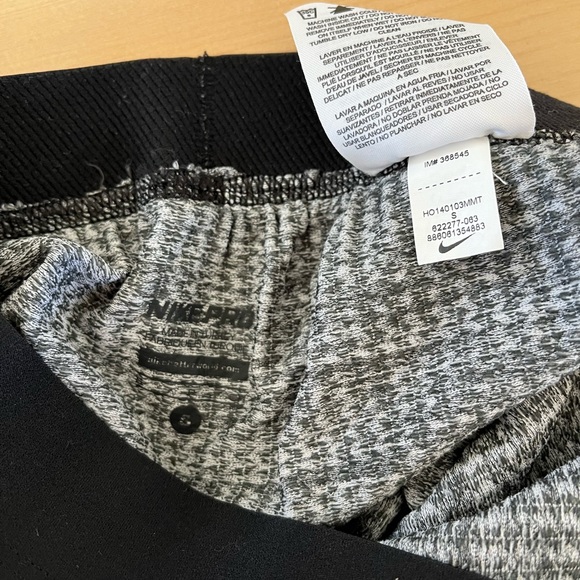 Nike Pro Legging NWOT - Picture 4 of 4